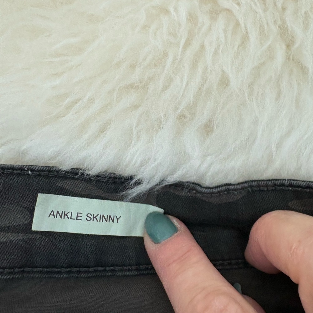 Kut from the Kloth Gray Camo Pants - Picture 5 of 5